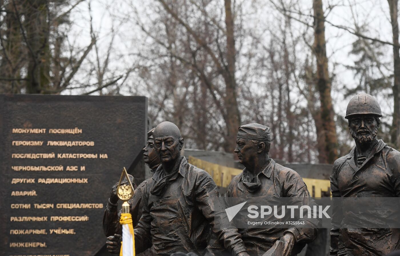 Monument to Chernobyl nuclear disaster relief workers unveiled