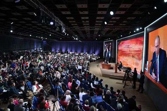 Vladimir Putin's annual news conference