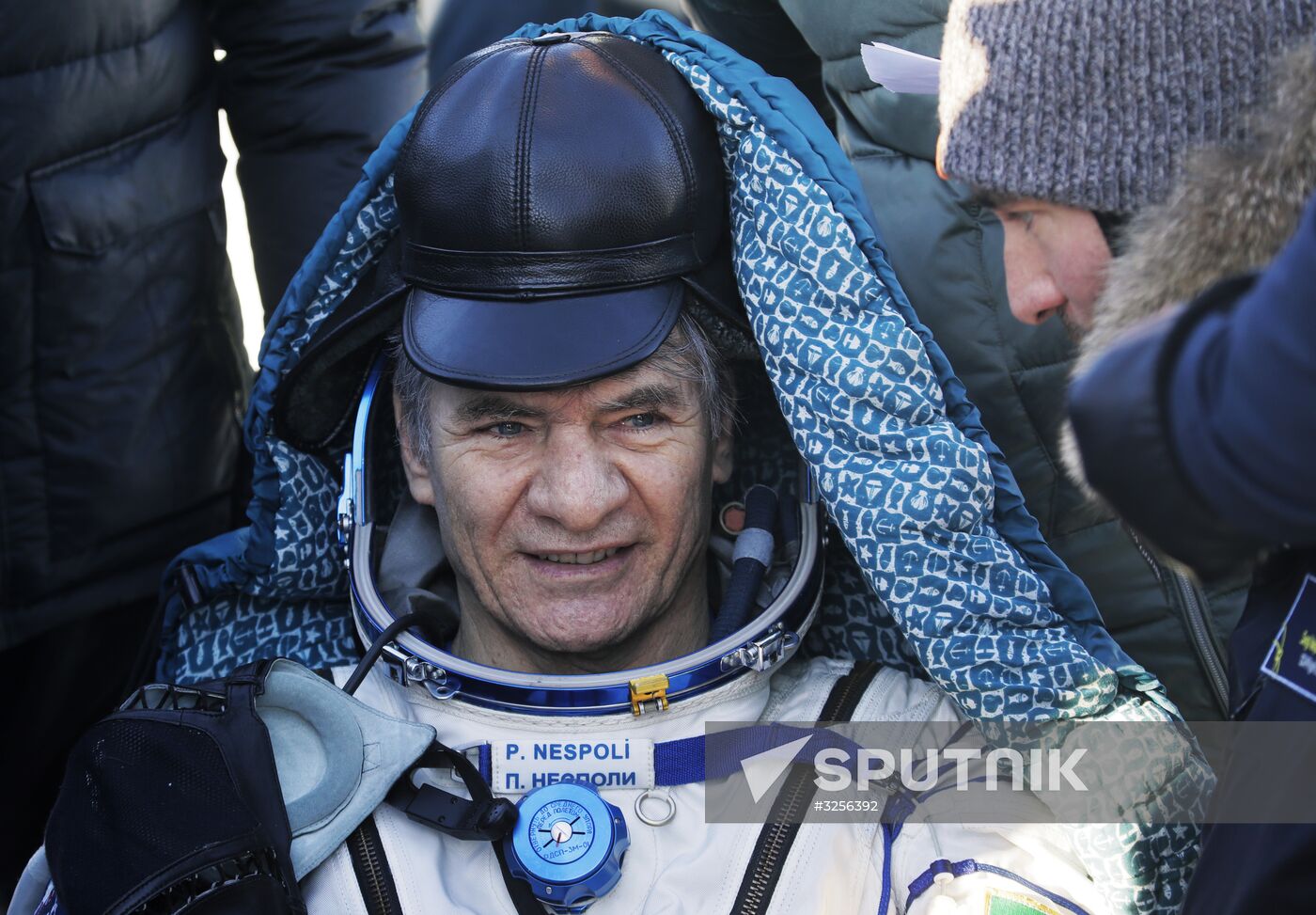 Soyuz MS-05 manned spacecraft landing