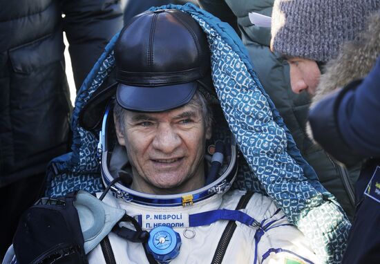 Soyuz MS-05 manned spacecraft landing