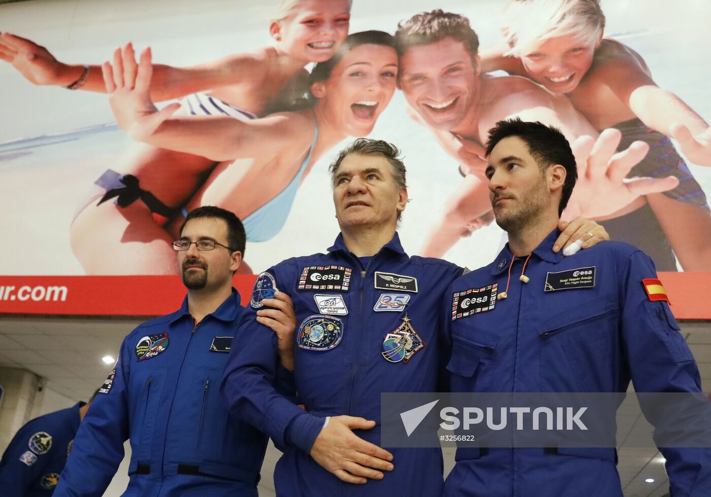 Soyuz MS-05 manned spacecraft landing