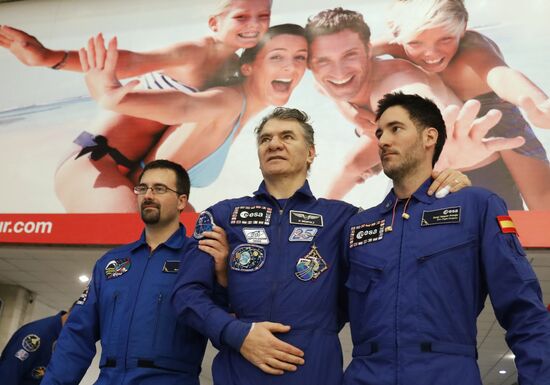 Soyuz MS-05 manned spacecraft landing