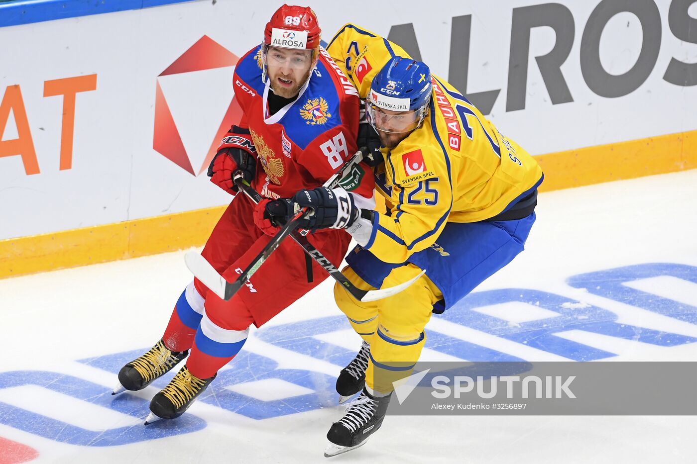 Ice hockey. Channel One Cup. Russia vs. Sweden