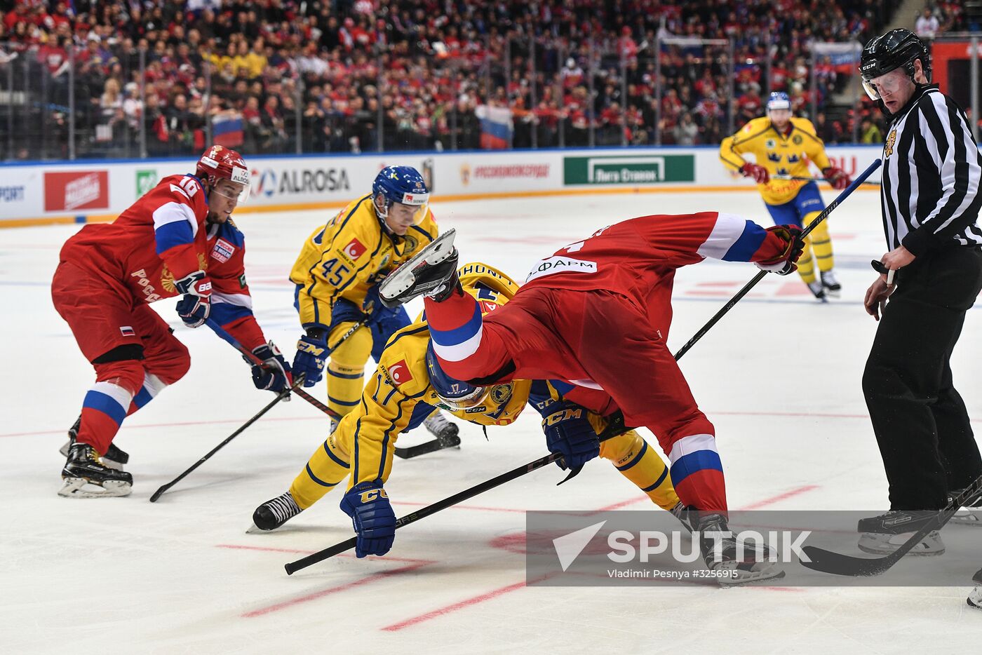 Ice hockey. Channel One Cup. Russia vs. Sweden