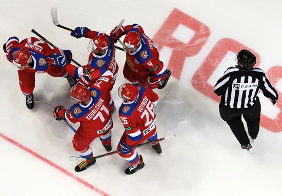 Ice hockey. Channel One Cup. Russia vs. Sweden