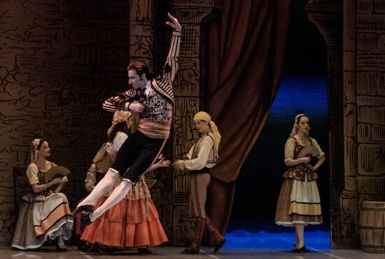 'Don Quixote' ballet premieres in St. Petersburg