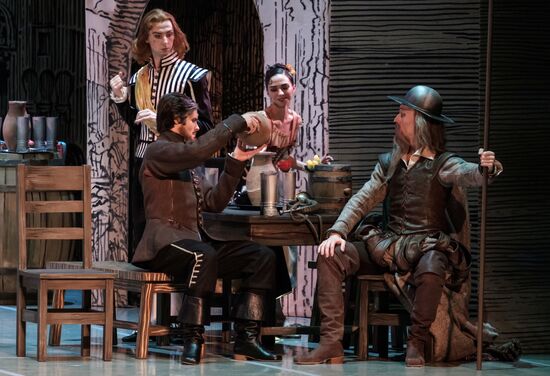 'Don Quixote' ballet premieres in St. Petersburg