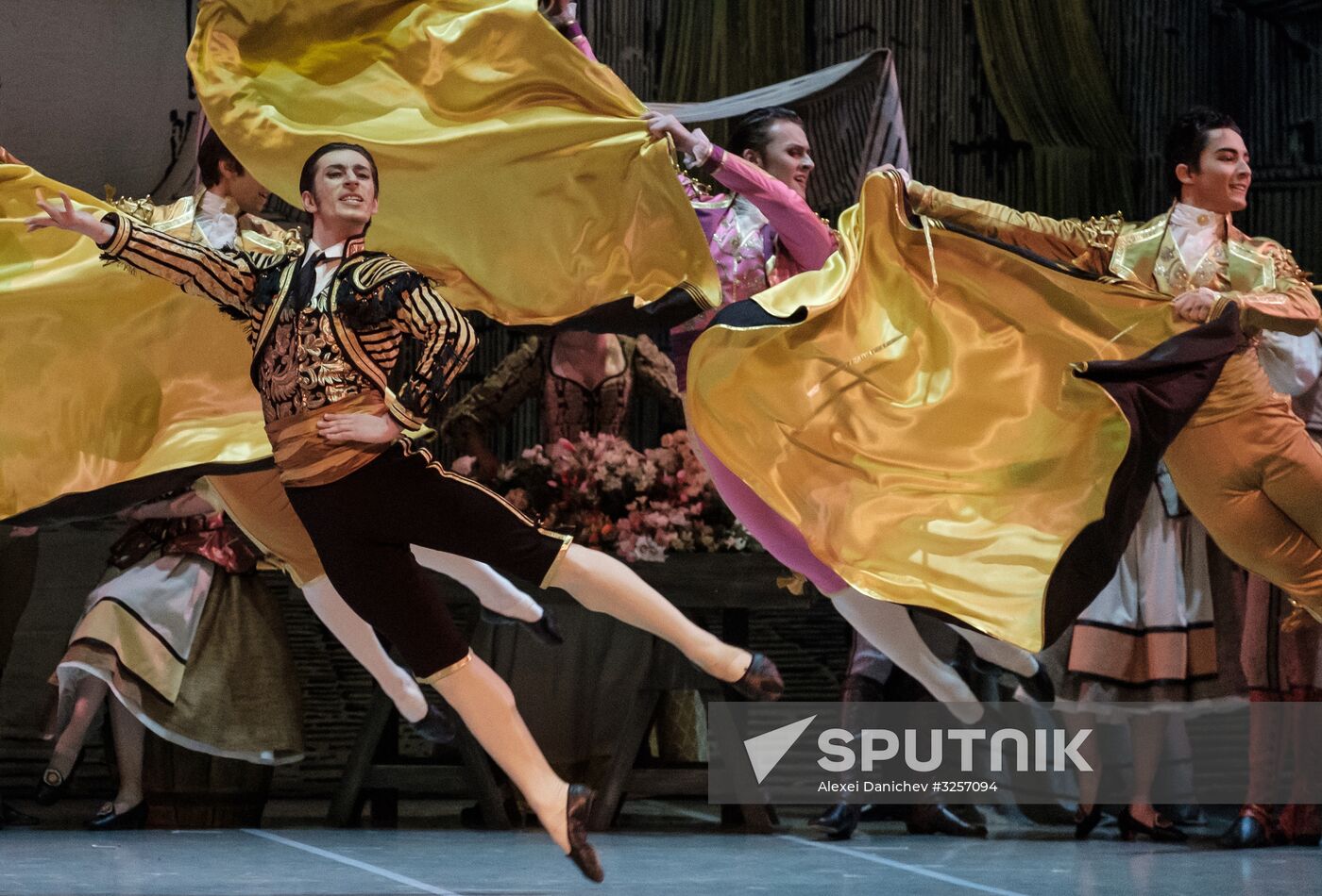 'Don Quixote' ballet premieres in St. Petersburg
