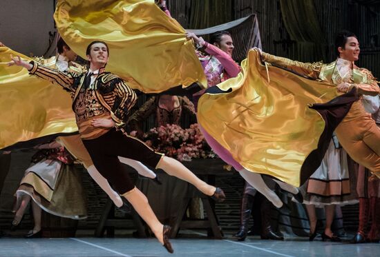 'Don Quixote' ballet premieres in St. Petersburg