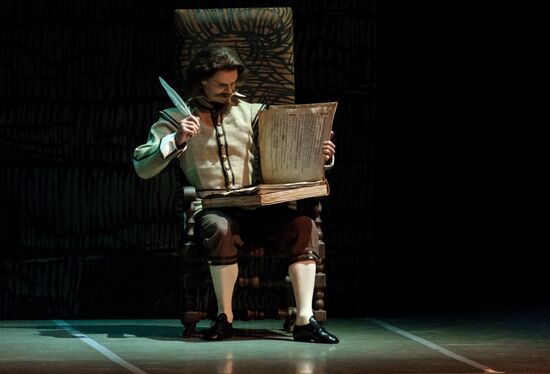 'Don Quixote' ballet premieres in St. Petersburg