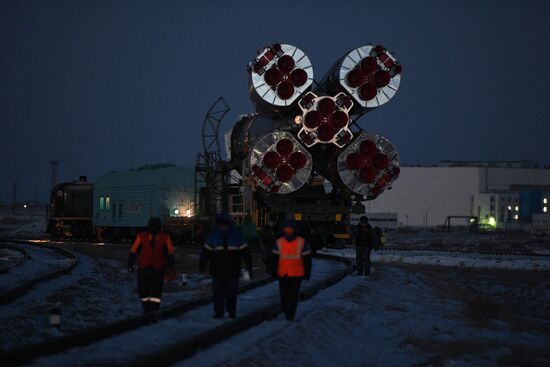 Transportration of Soyuz-FG carrier rocket with Soyuz MS-07 spacecraft to launch pad