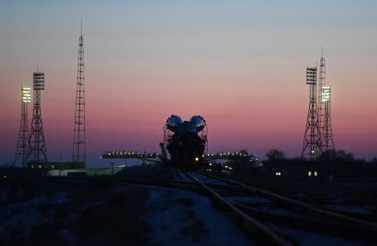 Transportration of Soyuz-FG carrier rocket with Soyuz MS-07 spacecraft to launch pad