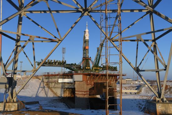 Transportration of Soyuz-FG carrier rocket with Soyuz MS-07 spacecraft to launch pad