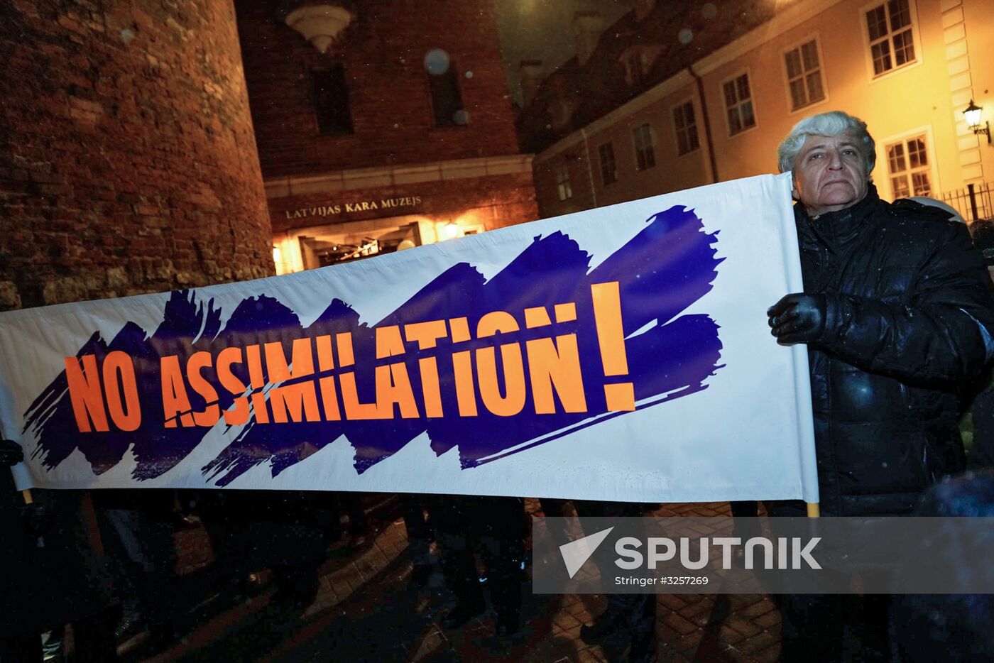 Rally in support of Russian schools in Riga