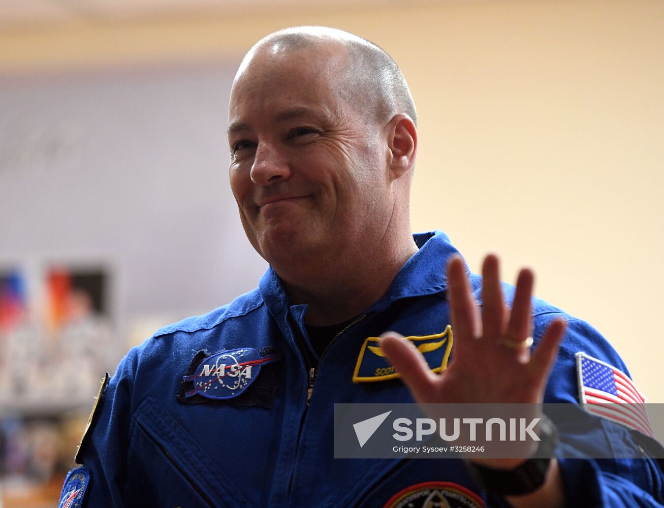 News conference with ISS 54/55 crew