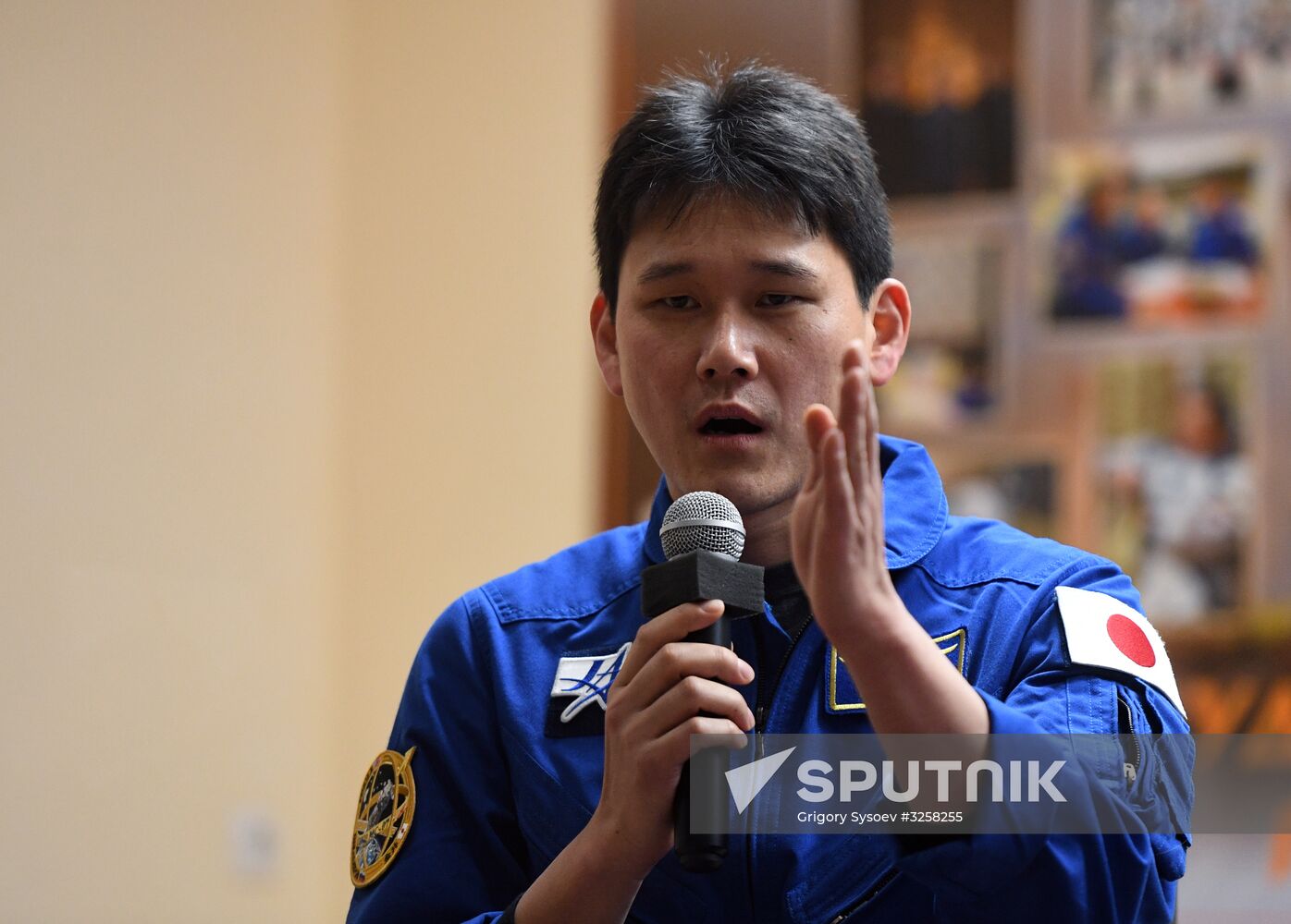 News conference with ISS 54/55 crew