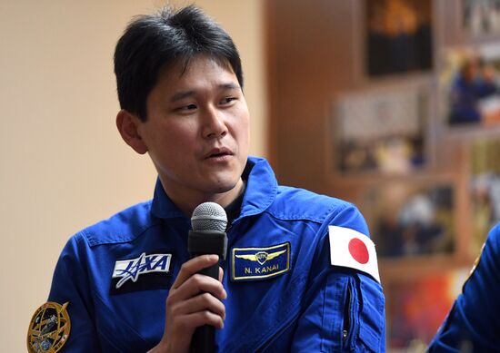 News conference with ISS 54/55 crew