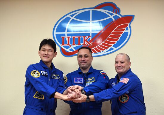 News conference with ISS 54/55 crew