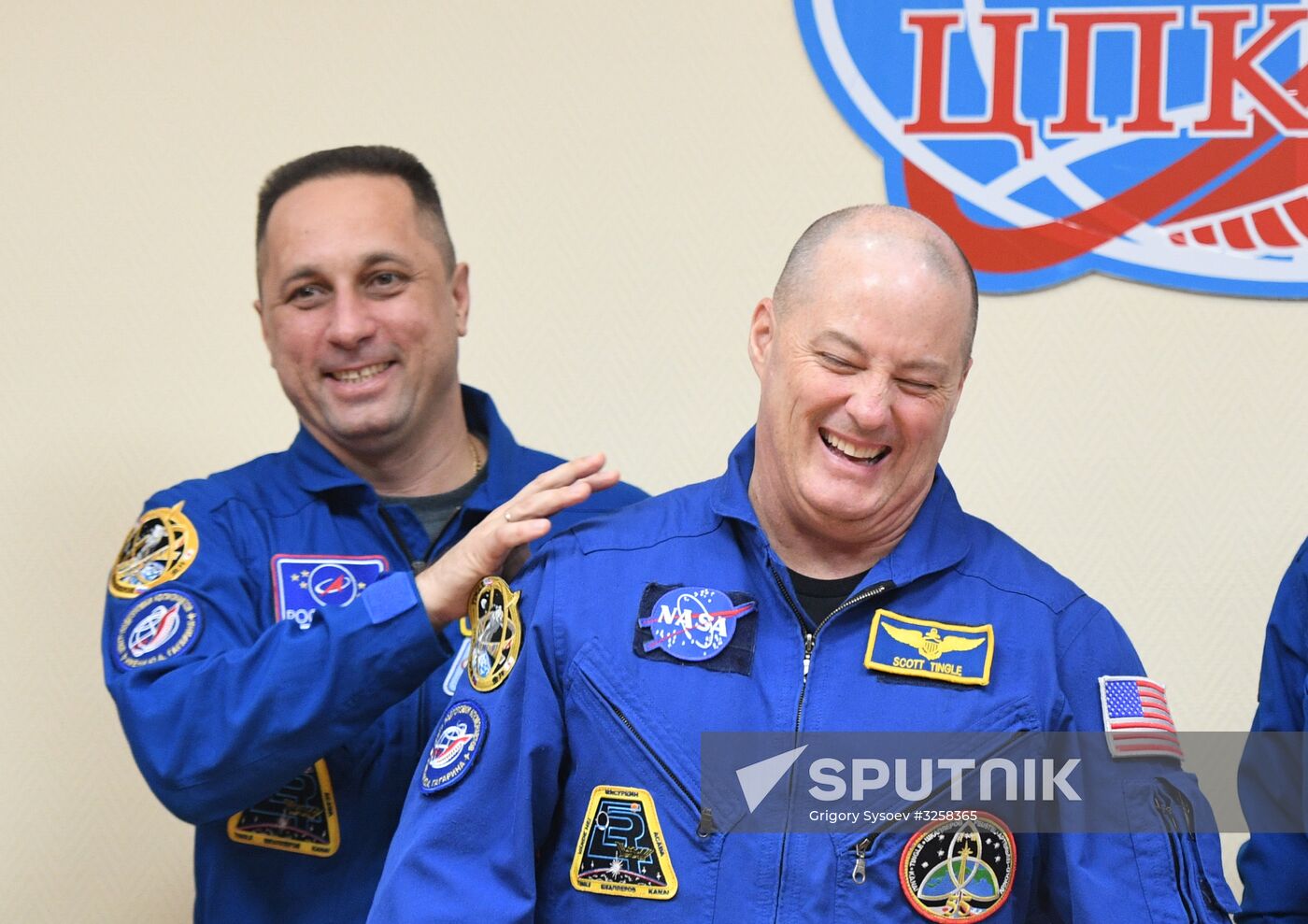 News conference with ISS 54/55 crew