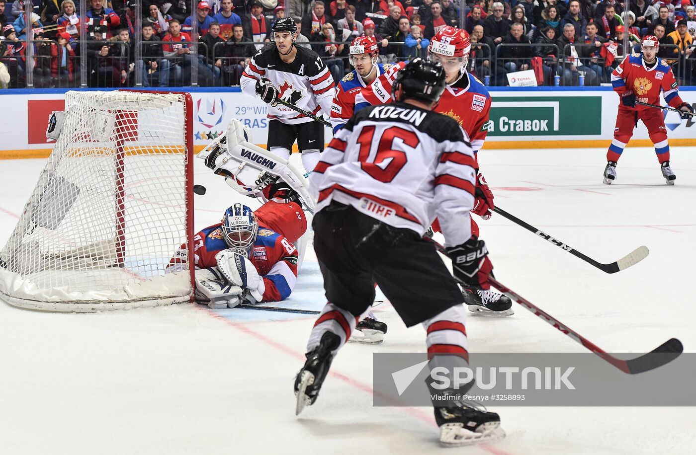 Ice hockey. Channel One Cup. Russia vs. Canada