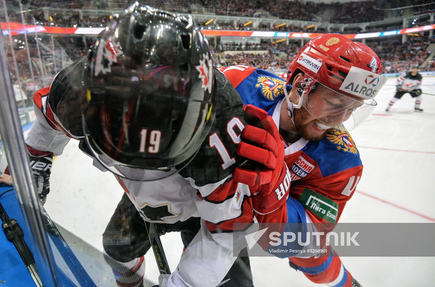 Ice hockey. Channel One Cup. Russia vs. Canada