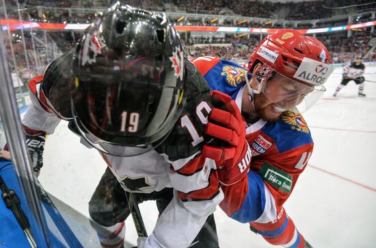 Ice hockey. Channel One Cup. Russia vs. Canada