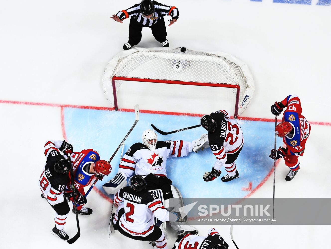 Ice hockey. Channel One Cup. Russia vs. Canada