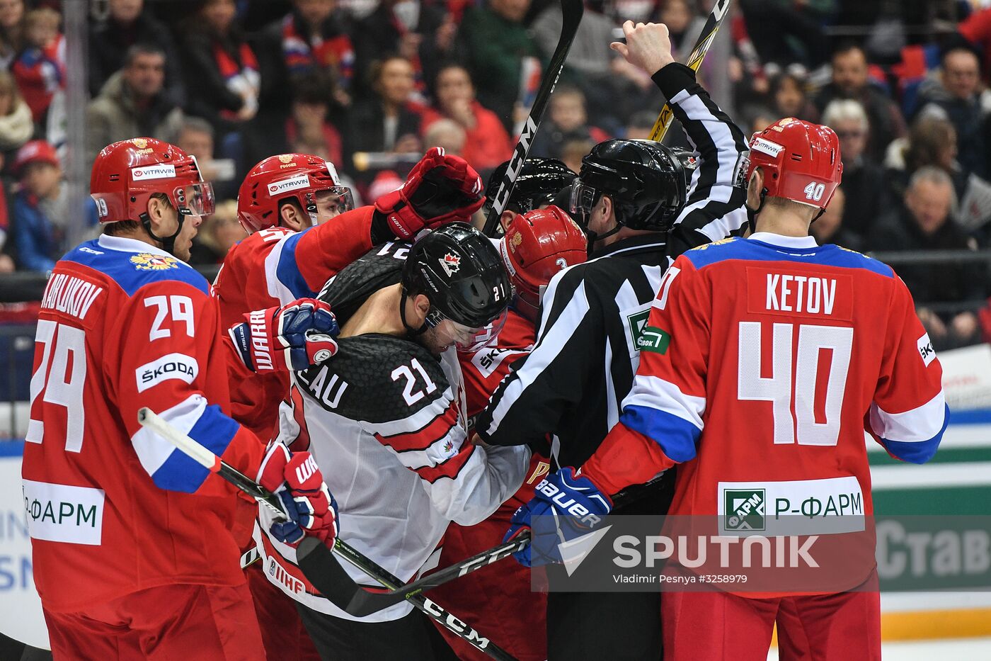 Ice hockey. Channel One Cup. Russia vs. Canada