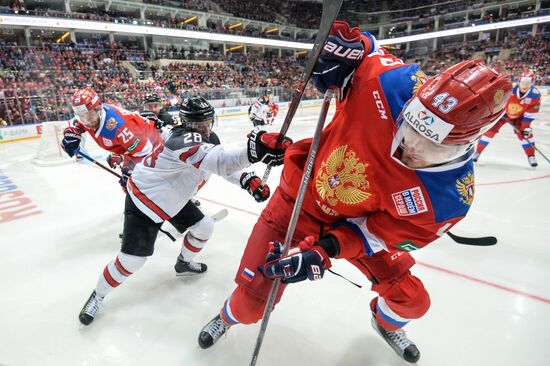 Ice hockey. Channel One Cup. Russia vs. Canada