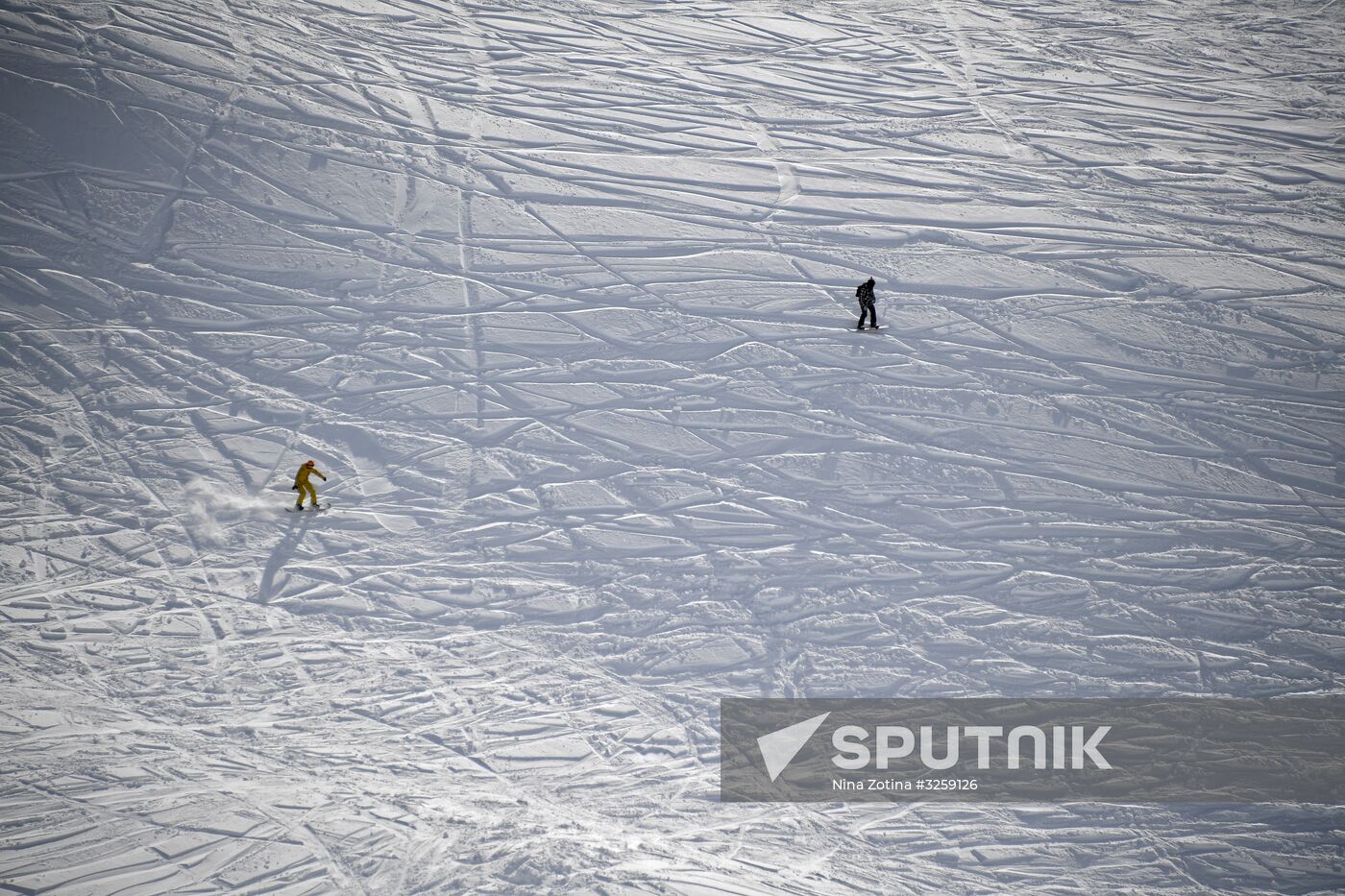 Season opened at Rosa Khutor Alpine Resort in Sochi