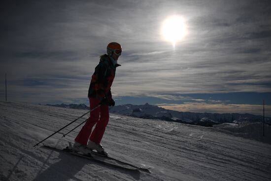 Season opened at Rosa Khutor Alpine Resort in Sochi