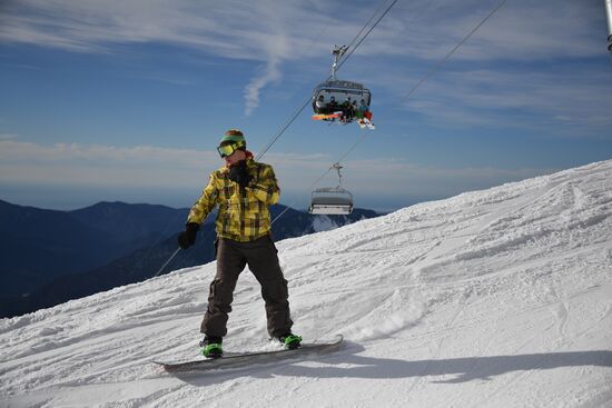 Season opened at Rosa Khutor Alpine Resort in Sochi