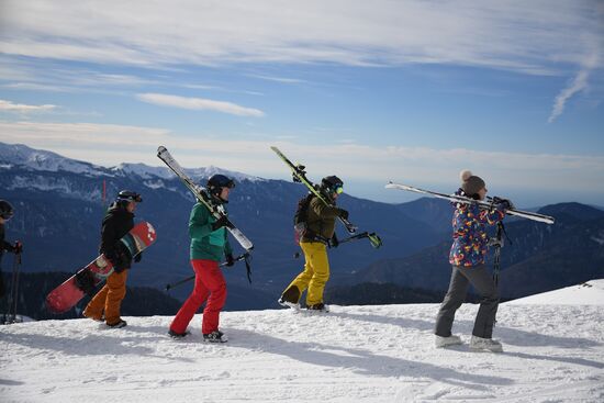 Season opened at Rosa Khutor Alpine Resort in Sochi