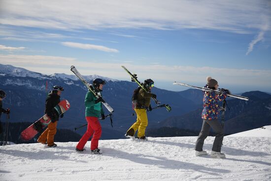 Season opened at Rosa Khutor Alpine Resort in Sochi