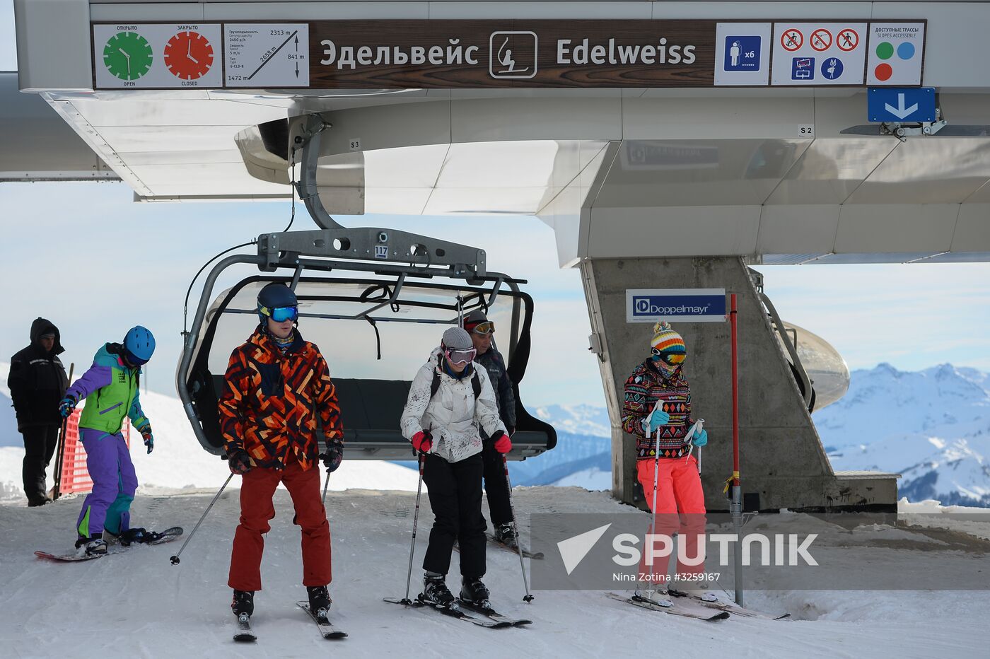 Season opened at Rosa Khutor Alpine Resort in Sochi