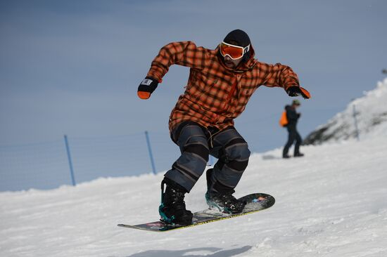 Season opened at Rosa Khutor Alpine Resort in Sochi