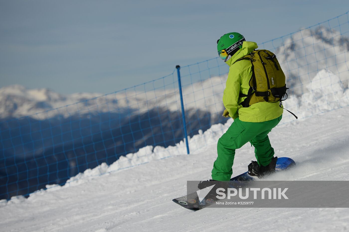 Season opened at Rosa Khutor Alpine Resort in Sochi