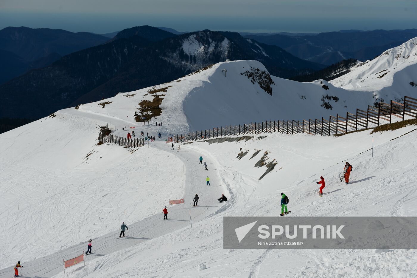 Season opened at Rosa Khutor Alpine Resort in Sochi