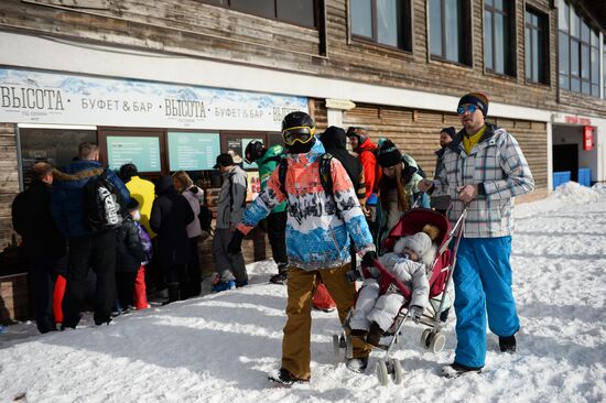 Season opened at Rosa Khutor Alpine Resort in Sochi