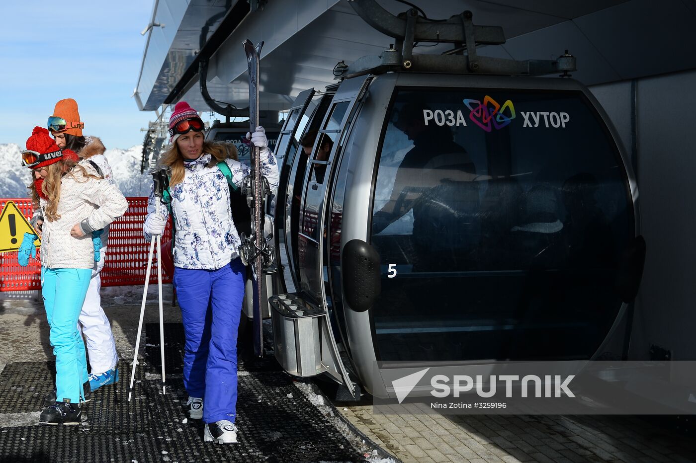 Season opened at Rosa Khutor Alpine Resort in Sochi