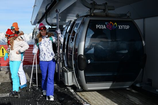 Season opened at Rosa Khutor Alpine Resort in Sochi