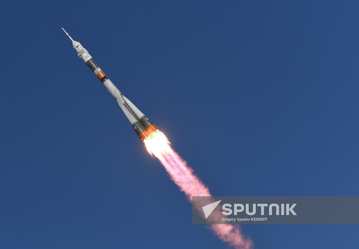 Soyuz-FG rocket launches Soyuz-MS-07 spacecraft from Baikonur Space Center