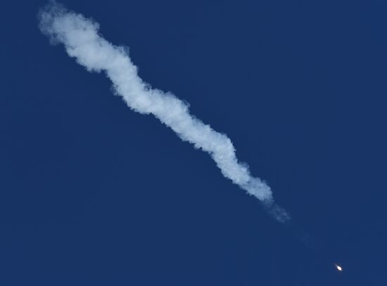 Soyuz-FG rocket launches Soyuz-MS-07 spacecraft from Baikonur Space Center