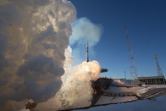 Soyuz-FG rocket launches Soyuz-MS-07 spacecraft from Baikonur Space Center