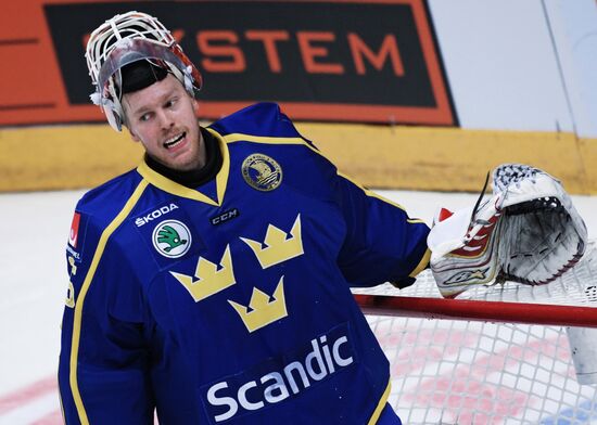Ice hockey. Channel One Cup. Sweden vs. Czech Republic