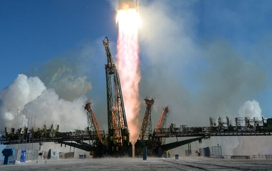 Soyuz-FG rocket launches Soyuz-MS-07 spacecraft from Baikonur Space Center