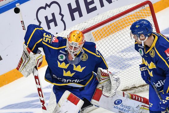 Ice hockey. Channel One Cup. Sweden vs. Czech Republic