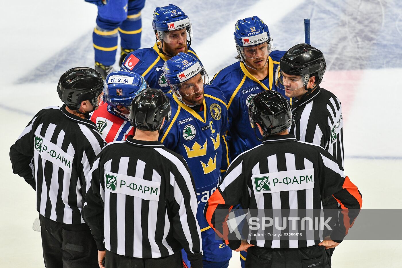 Ice hockey. Channel One Cup. Sweden vs. Czech Republic