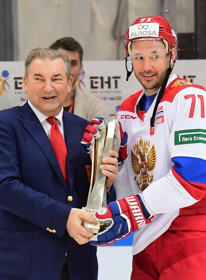 Hockey. Channel One Cup. Russia vs. Finland