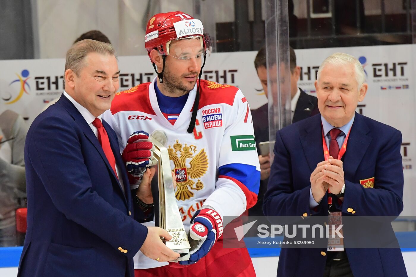 Ice hockey. Channel One Cup. Russia vs. Finland
